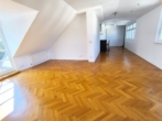 Bild - Penthouse mit Grün-Weitblick in wunderschöner Altbauvilla
