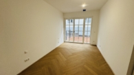Schlafzimmer 2 mit en suite Bad - HIGH END LIVING In Hietzing – ERSTBEZUG für höchste Ansprüche – 3-Zimmer-LUXUS-GARTENWOHNUNG,Terrasse und Garage