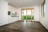 Wohnküche mit direktem Ausgang zum Eigengarten - Apartment with terrace in Mödling