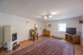 Großes Wohnzimmer mit Kamin - Detached house in Gießhübl
